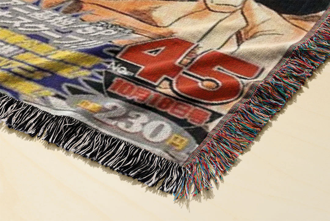 Bankai 2 Woven Blanket Tapestry - Image 3